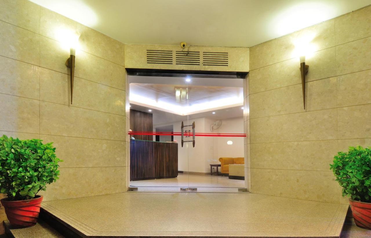 Hotel Aura @Airport New Delhi Exterior photo