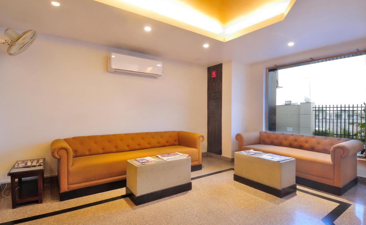 Hotel Aura @Airport New Delhi Exterior photo